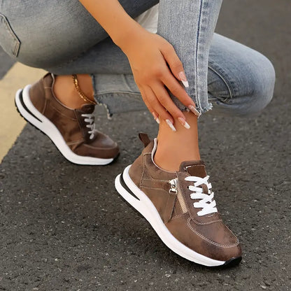 Scarpe sportive ortopediche – la soluzione ideale per piedi gonfi e stanchi
