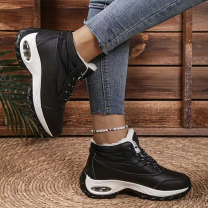 OrthoComfort – Gli stivaletti ortopedici che ti offrono calore e passi senza dolore